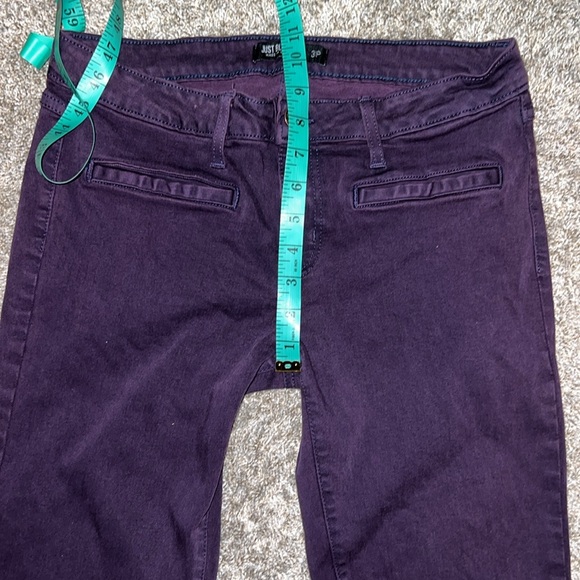EUC JUST BLACK WOMENS PURPLE ACID WASH LIKE JEANS SIZE 31P - Picture 6 of 7